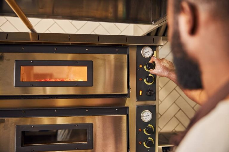 cara memanggang kue dengan oven gas